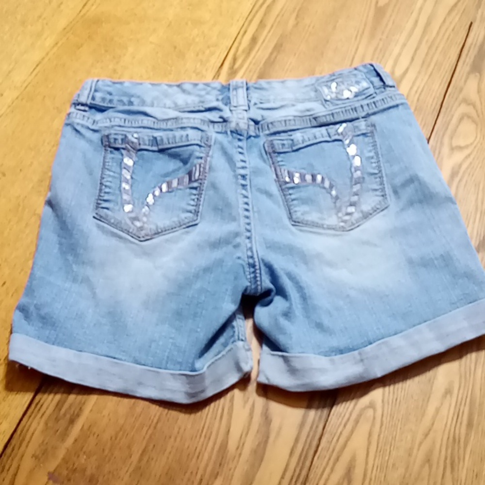 ARIYA JEANS SHORTS Womens DENIM 9/10 RHINESTONES Preowned DISTRESSED Casual
